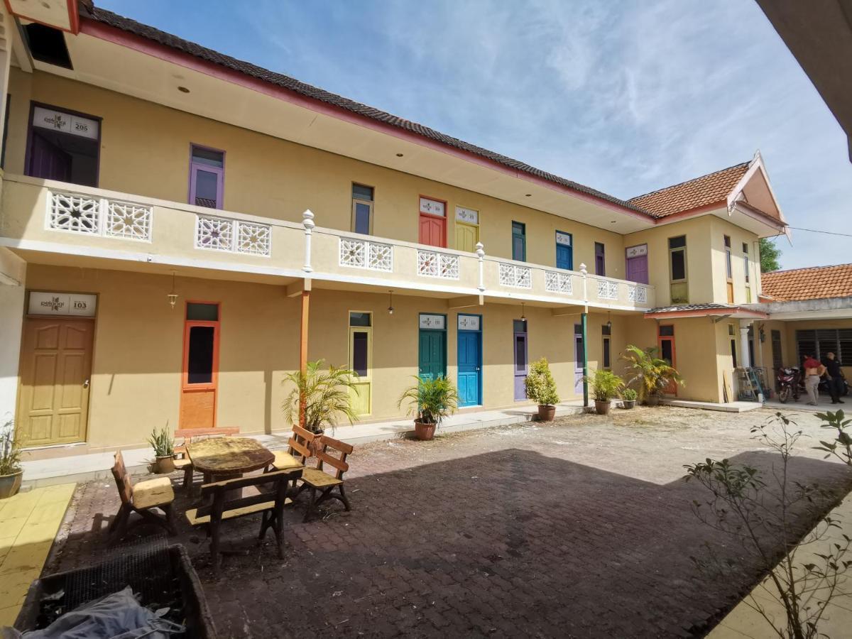 Rvh Kuala Terengganu Hotel Exterior photo